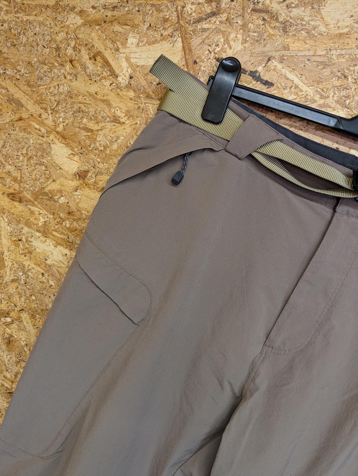 Rohan Trailblazers W38 Beige Grey Hiking Trousers Cargo Walking Stretch