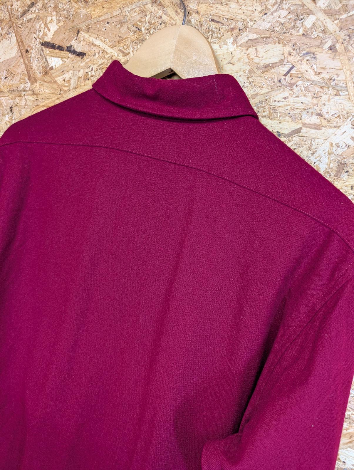 Pendleton Shirt Mens UK Size Medium Burgundy Red Elbow Patch