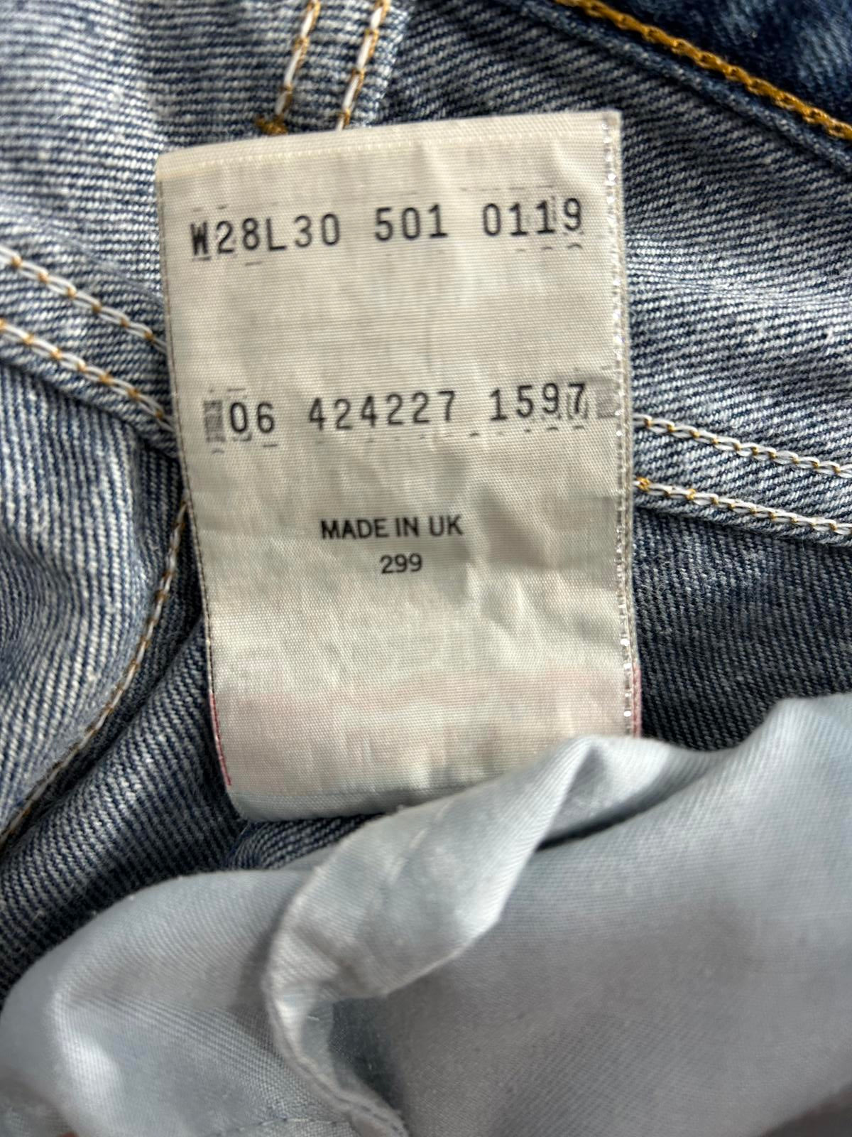 Levis 501 W28 L30 Vintage 90s Jeans Stonewashed Blue Straight Leg Regular Fit