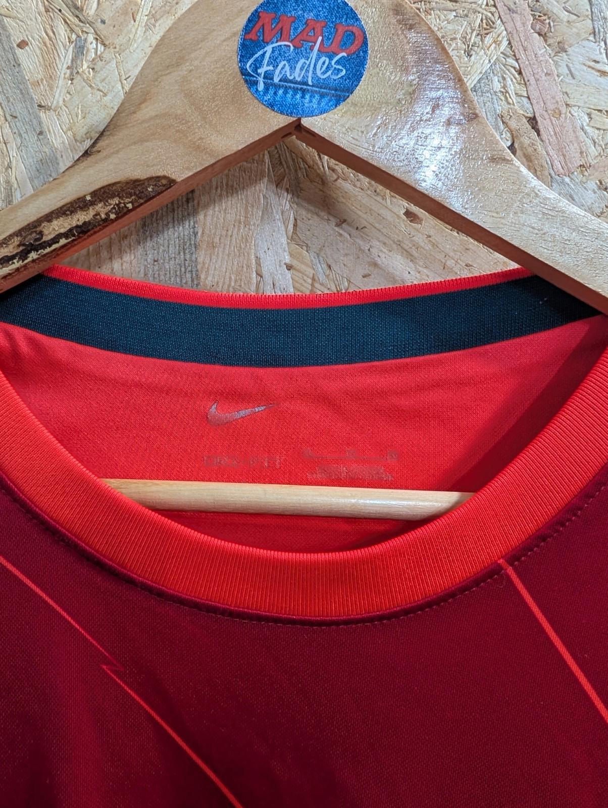 Liverpool Football Shirt Men XL 21/22 Home Short Sleeve Standard Chartered Nike