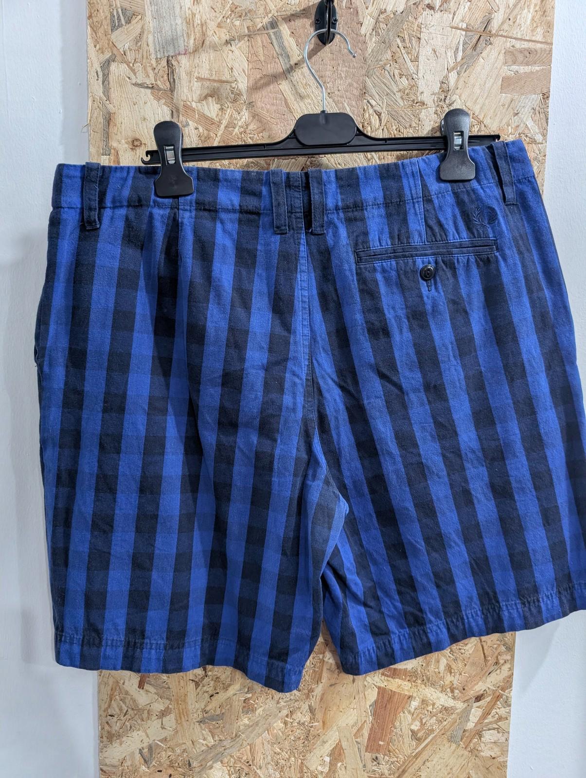 Fred Perry Men's Check Shorts Size W34 Chino Blue Navy Casual Flat Front