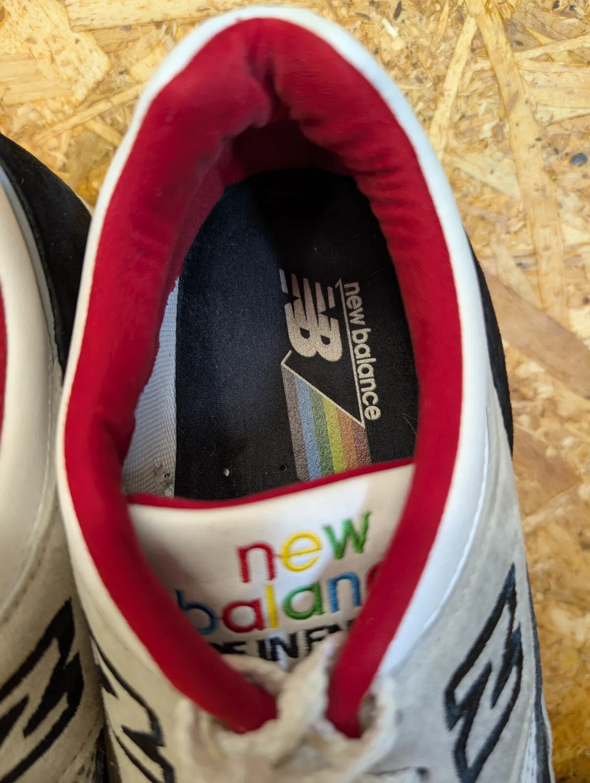 New Balance 1500 PWK Trainers UK 7.5 White Black Grey Red Suede Lace Rainbow