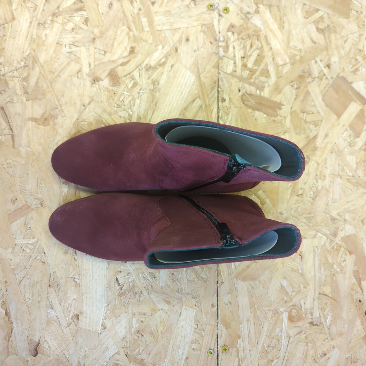 DP James Cadogan Boots Burgundy Suede Cuban Heel Zip Up Side Size 6 UK 40 EU New