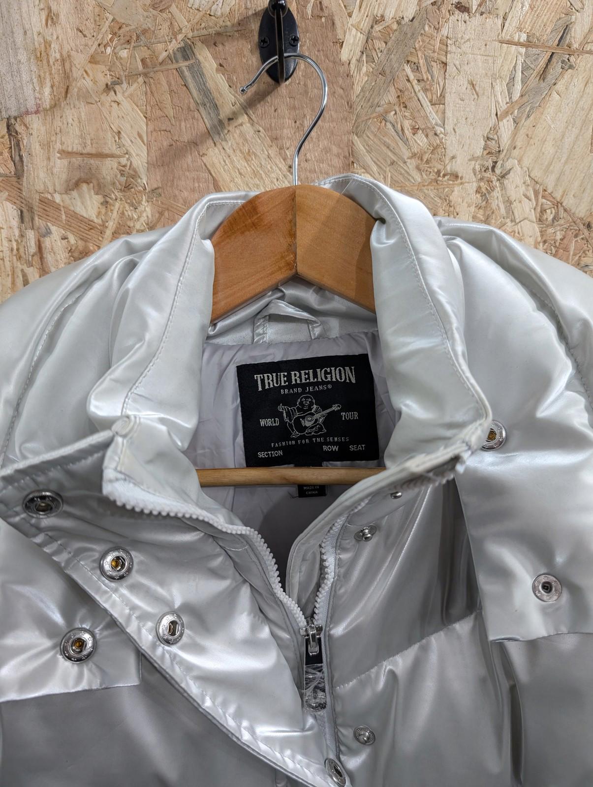 True Religion Puffer Jacket 2XS Women Medium Puffa Quilted Silver White