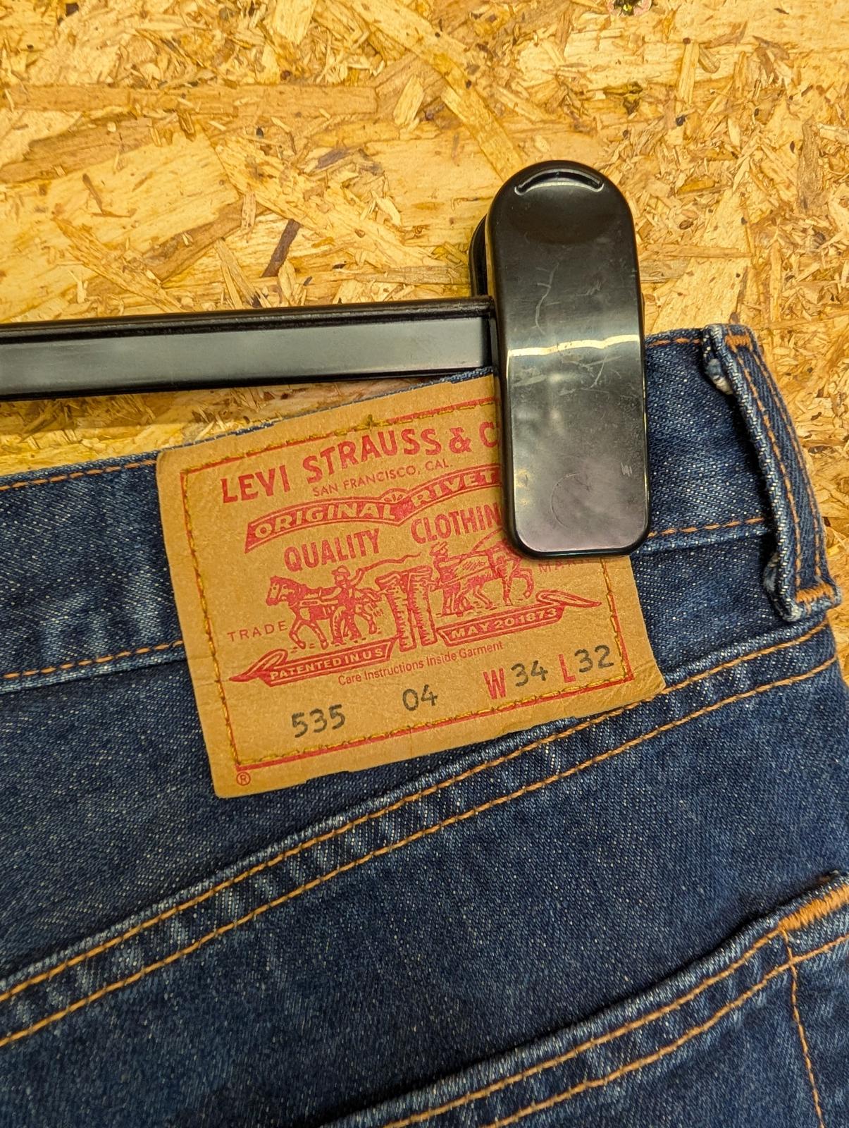 Levis 535 Jeans W34 L32 Made in USA Vintage Y2K Mid Wash Blue Denim