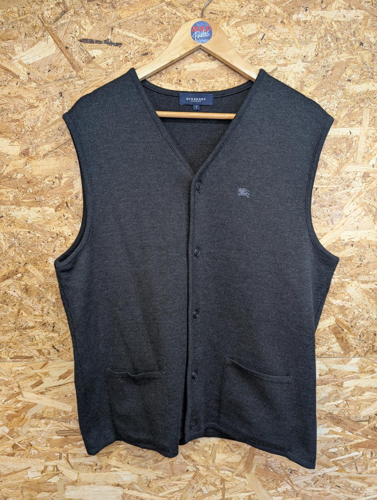 Burberry Medium Knitted Merino Wool Vest Grey Wool Waistcoat Gilet Body Warmer