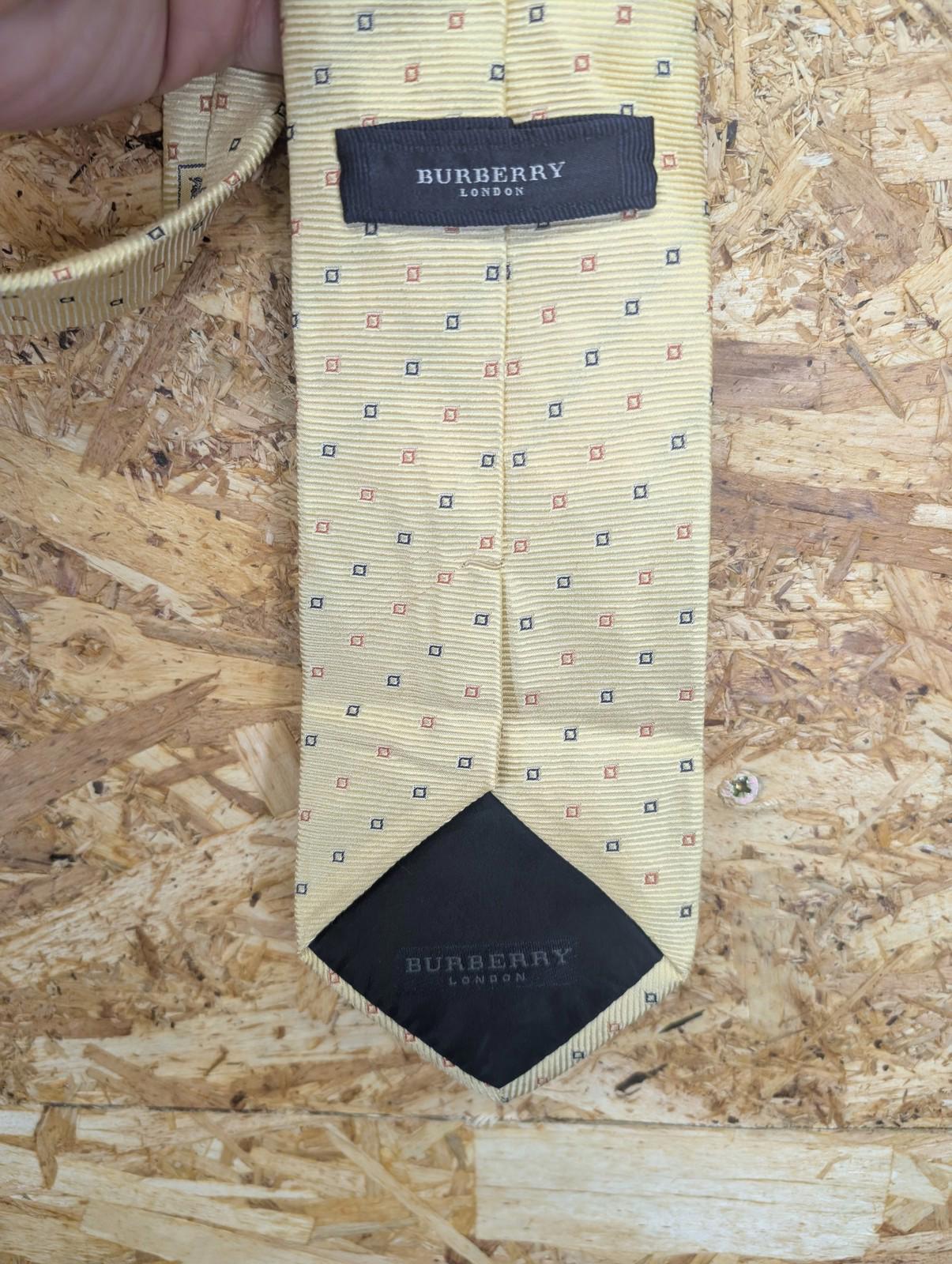 Burberry London Silk Tie Men Check Pattern Yellow Beige Vintage 90s Italy Made