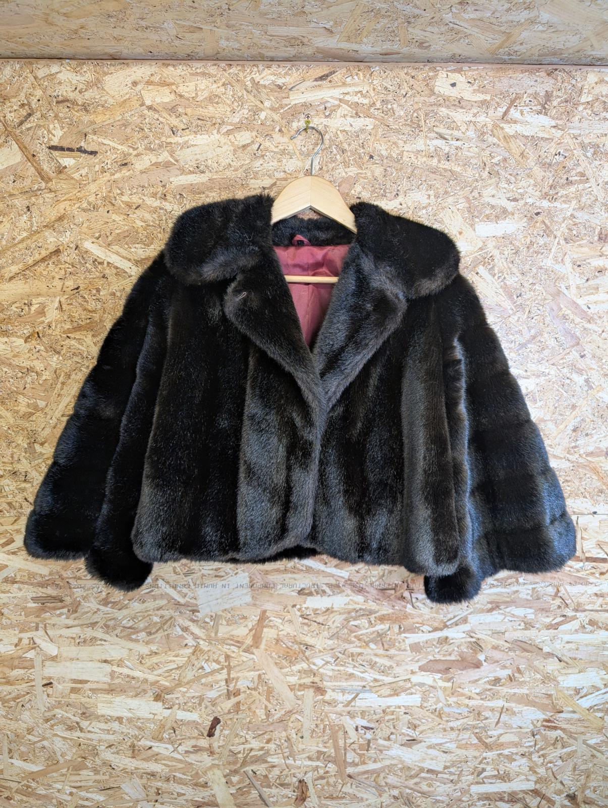 Faux Fur Jacket Wide Arm Cropped Vintage Coat Dark Brown Polyester Small