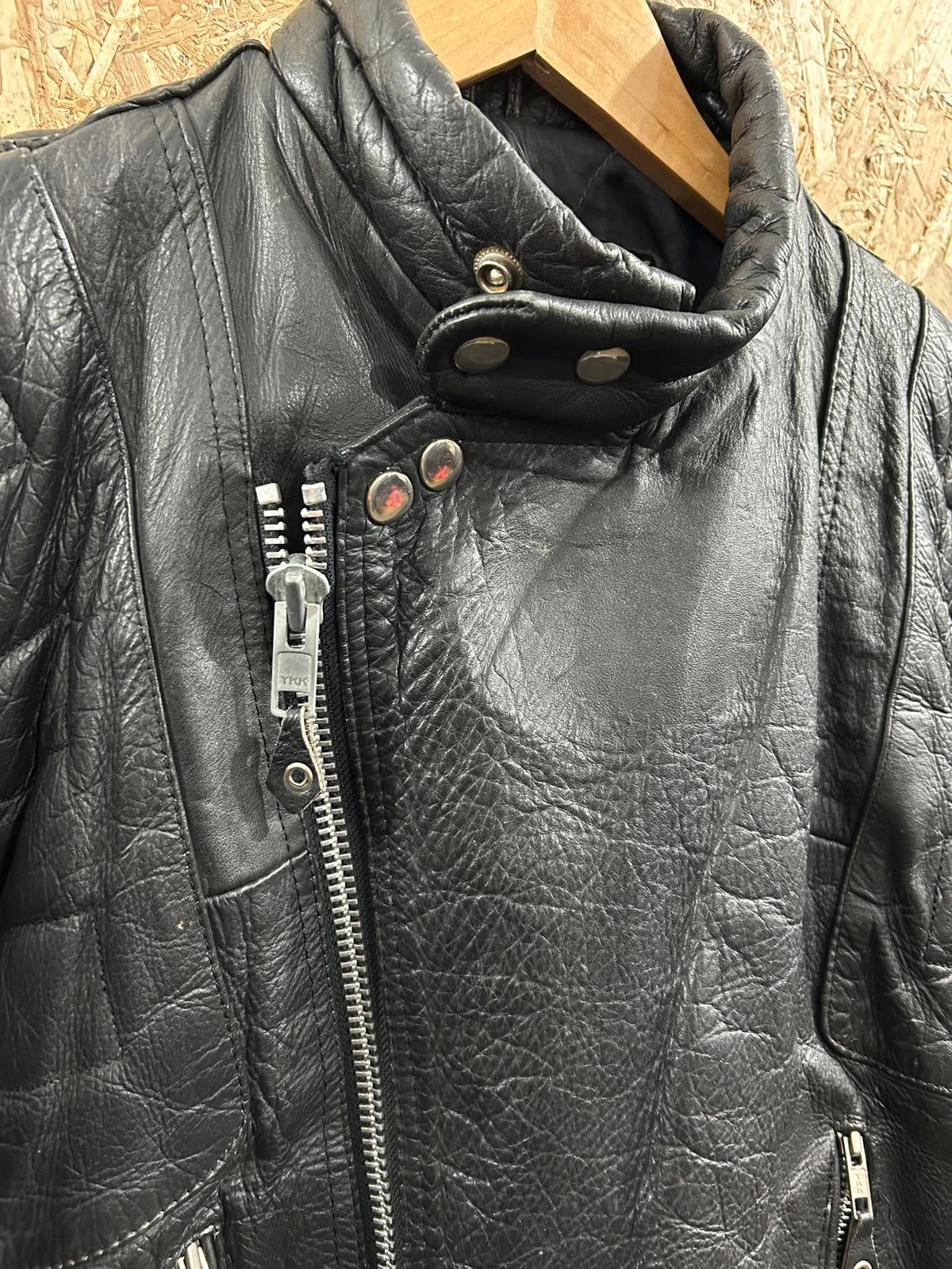 Akaso Leather Jacket Medium 40 Black Vintage 80s Café Racer Biker Distressed