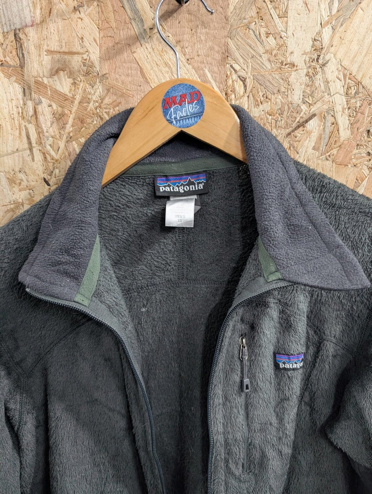 Patagonia XS Men R2 Fleece Jacket Grey Full Zip Outdoors Walking Hiking Warm