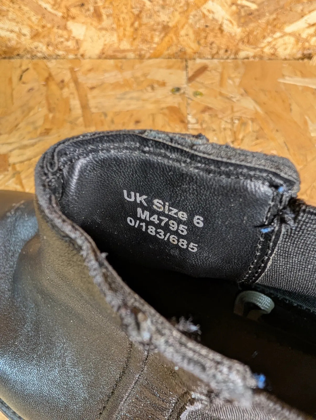 Chelsea Boots UK6 Black Leather Ankle Slip On Block Heel Elastic Gusset Round