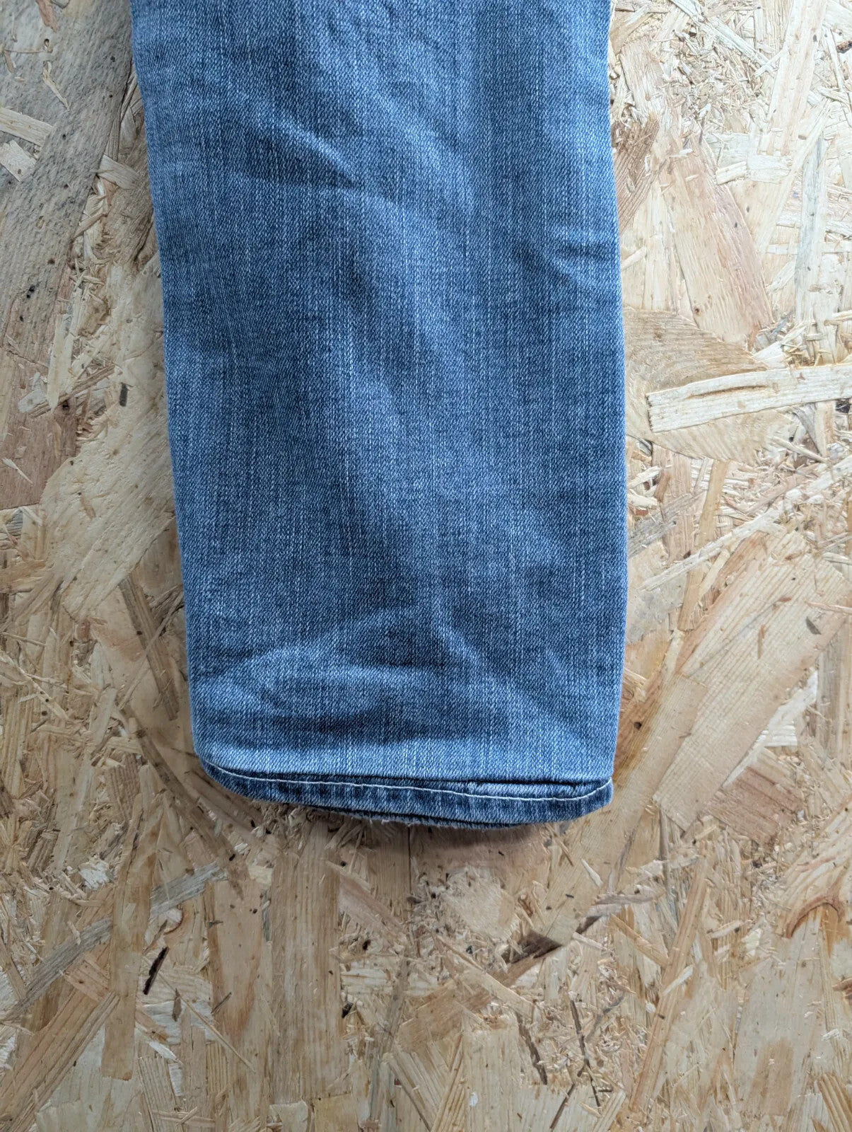 True Religion Zach Jeans Men W30 L32 Slim Straight Leg Light Blue Denim USA Made