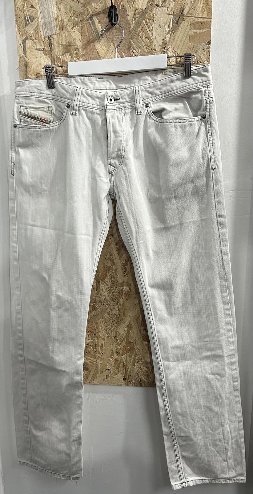 Diesel Viker Jeans W36 L34 Regular Fit White Denim Straight Leg Button Fly
