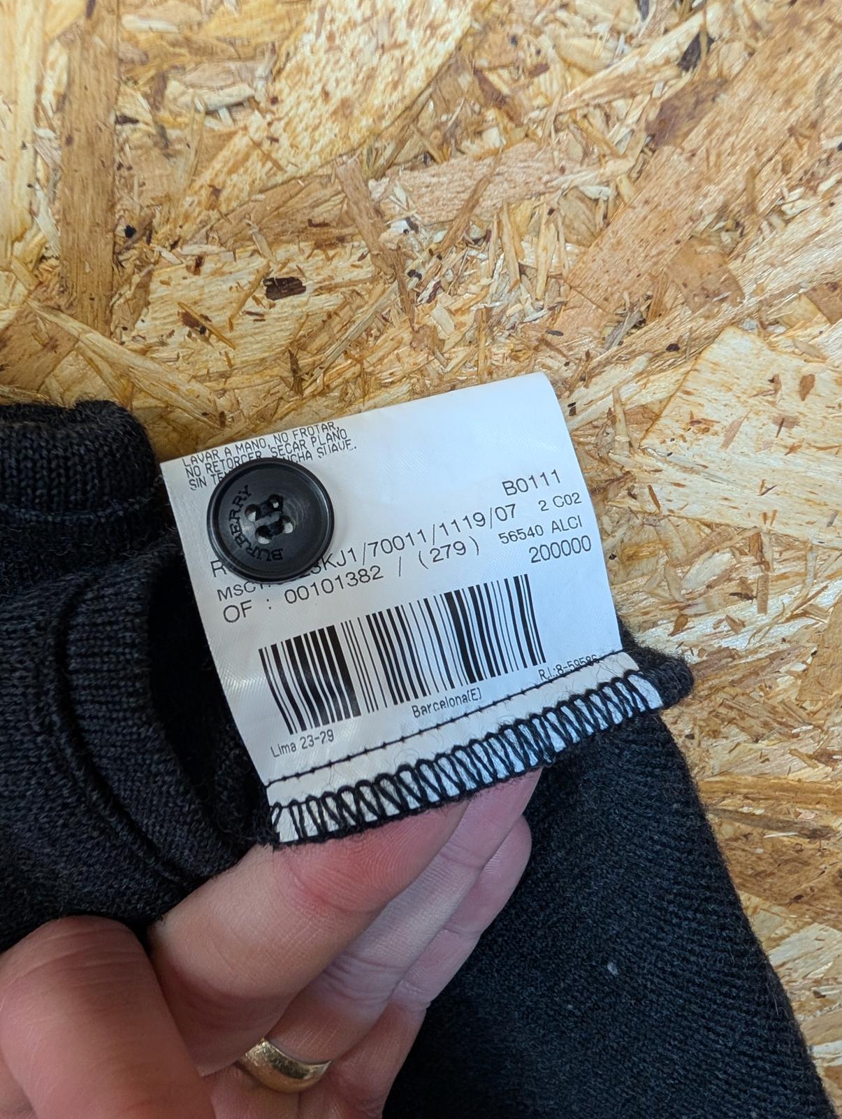 Burberry Medium Knitted Merino Wool Vest Grey Wool Waistcoat Gilet Body Warmer