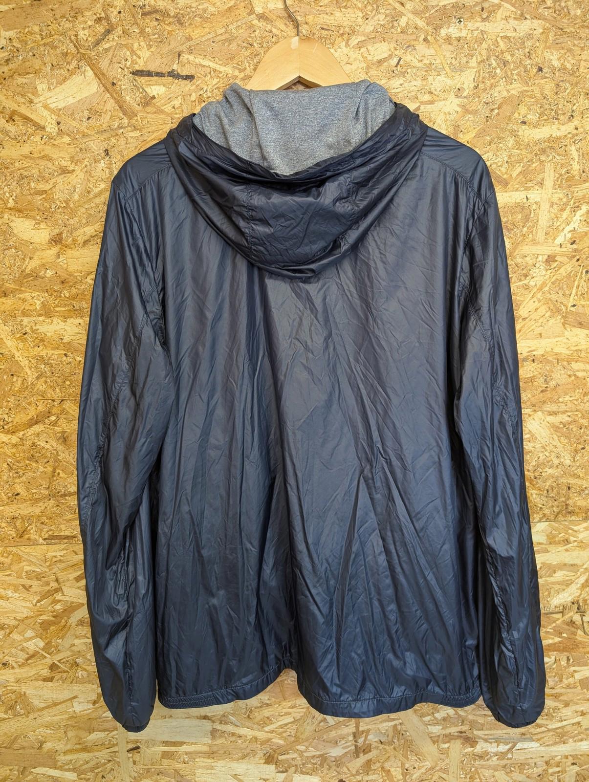 Jack Wolfskin Windbreaker Jacket Medium Men Lightweight Hooded Navy Blue Lined