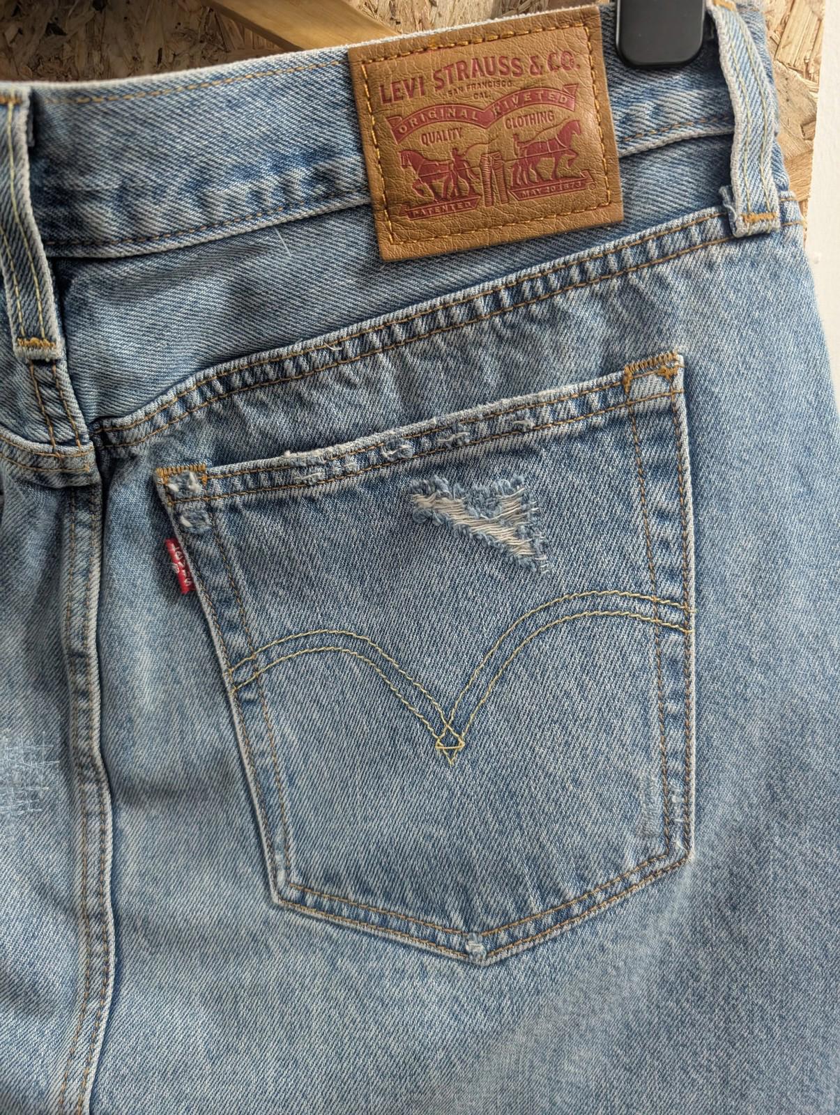 Levi Strauss Denim Mini Skirt Womens Size W30 Distressed Casual Short Blue