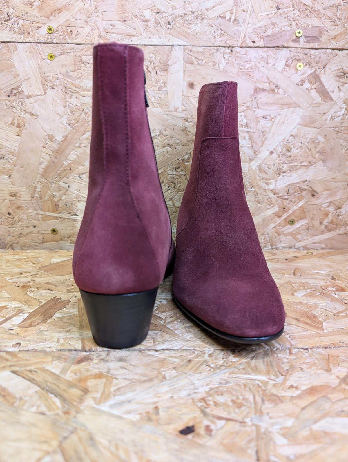 DP James Cadogan Boots Size 6 UK 40 EU Burgundy Suede Cuban Heel Zip Up Side
