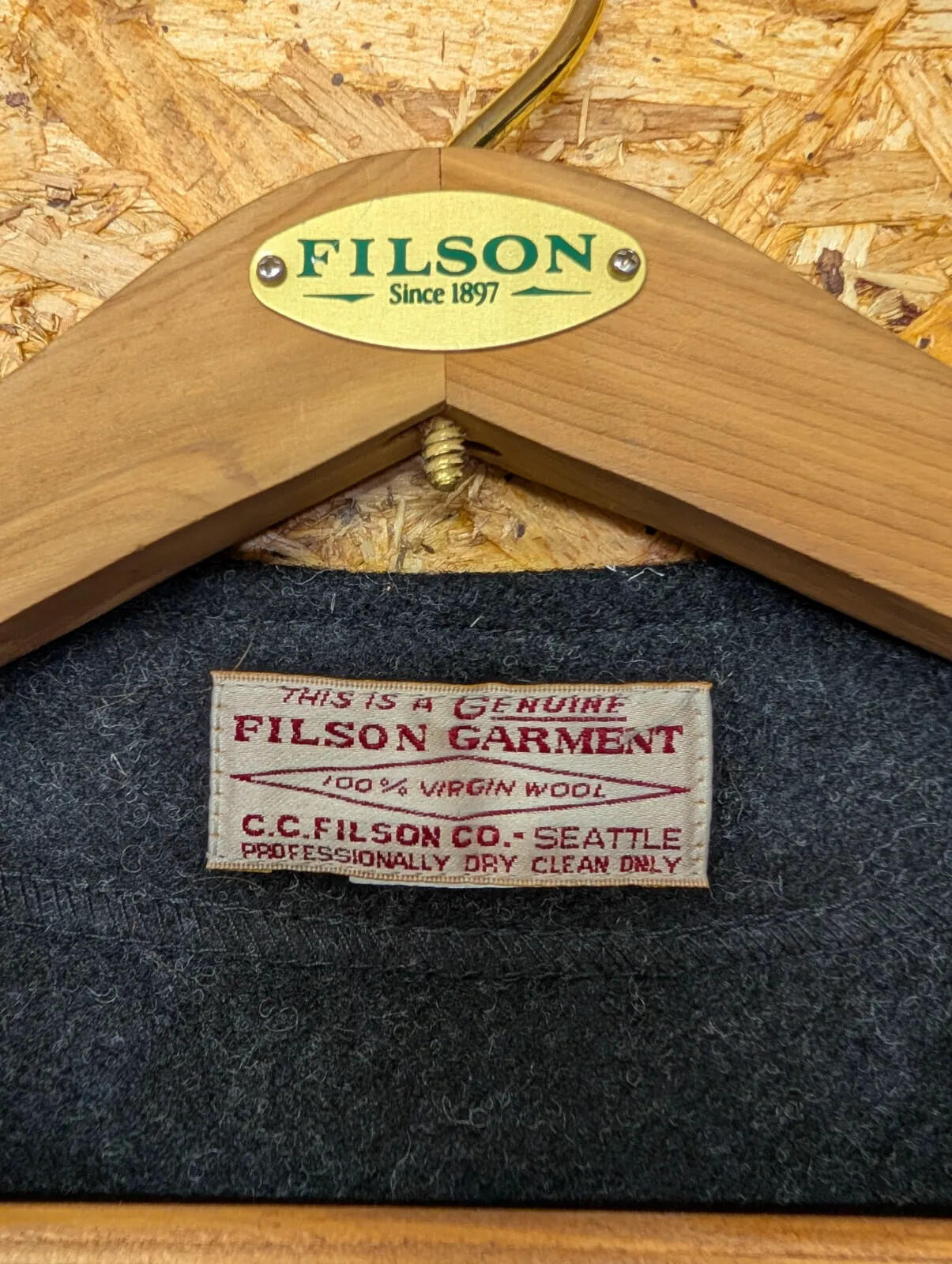 Filson Mackinaw Wool Vest Men Large 42 Grey Black Gilet USA Pocket Plaid