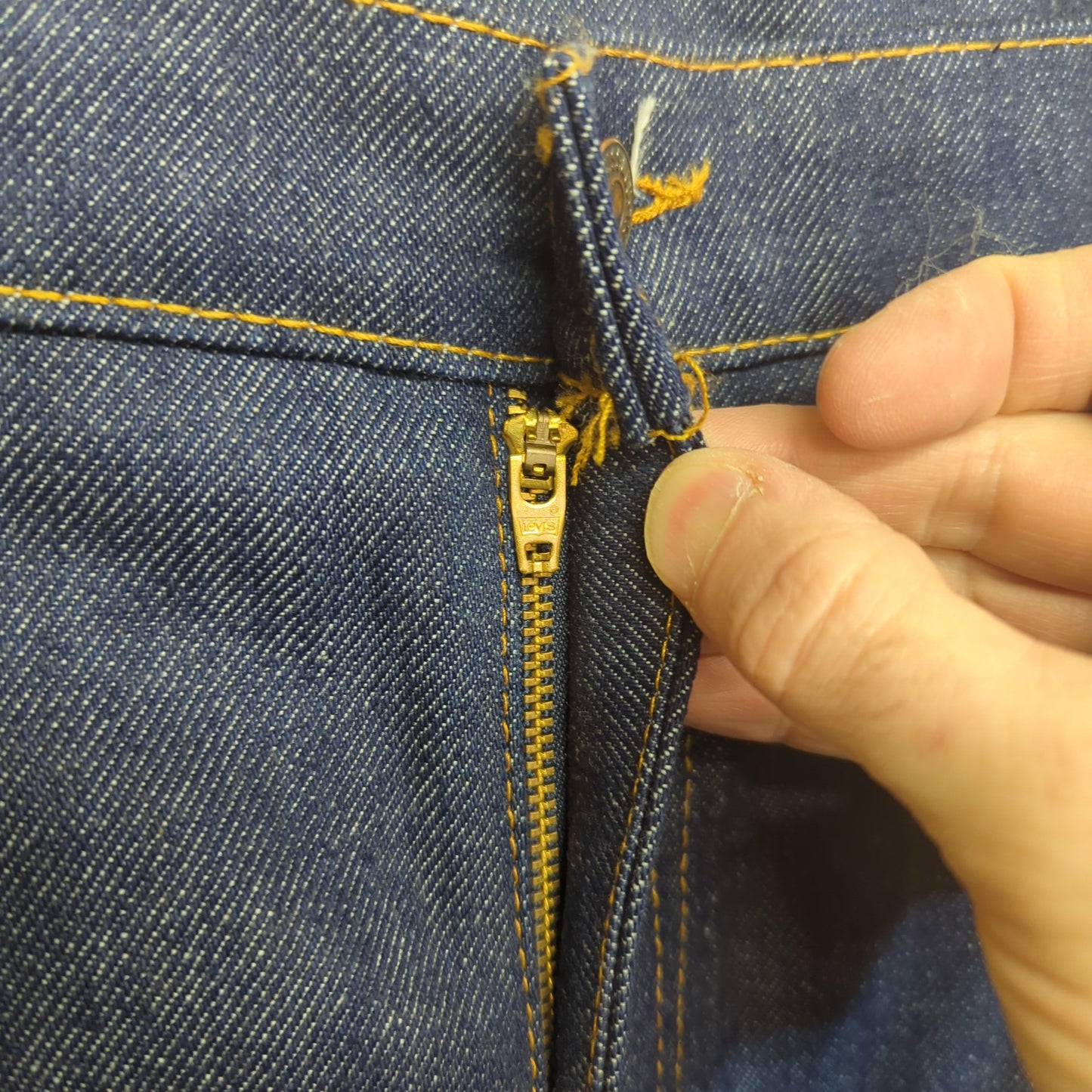 Levis 517 Rigid Blue Jeans Straight Leg Made USA Vintage 1986 Deadstock W42 L32