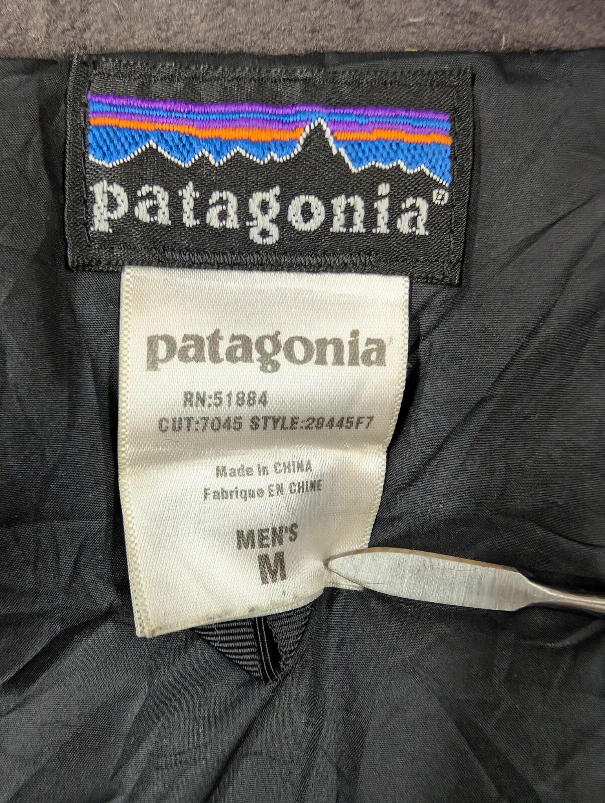 Patagonia Stealth Downer Jacket Mens Medium Black Insulated Puffer Goose Fill