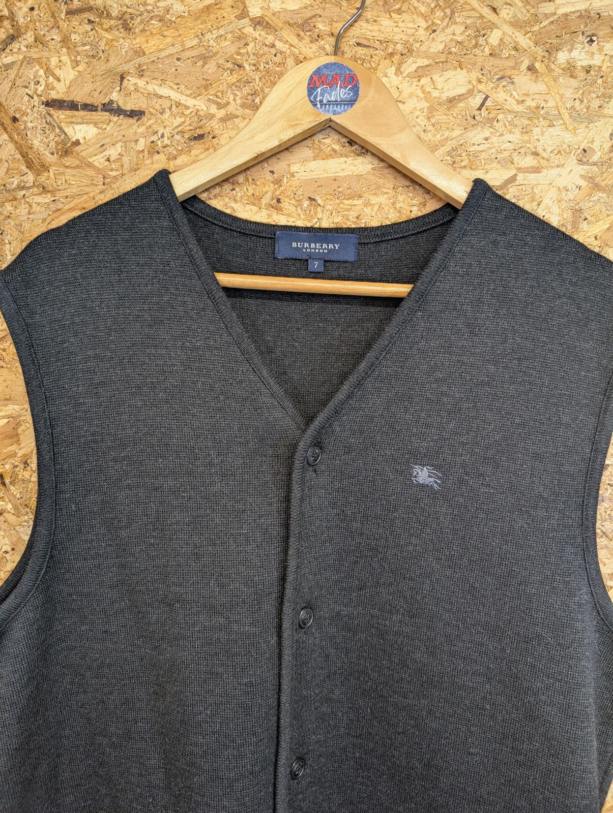 Burberry Medium Knitted Merino Wool Vest Grey Wool Waistcoat Gilet Body Warmer