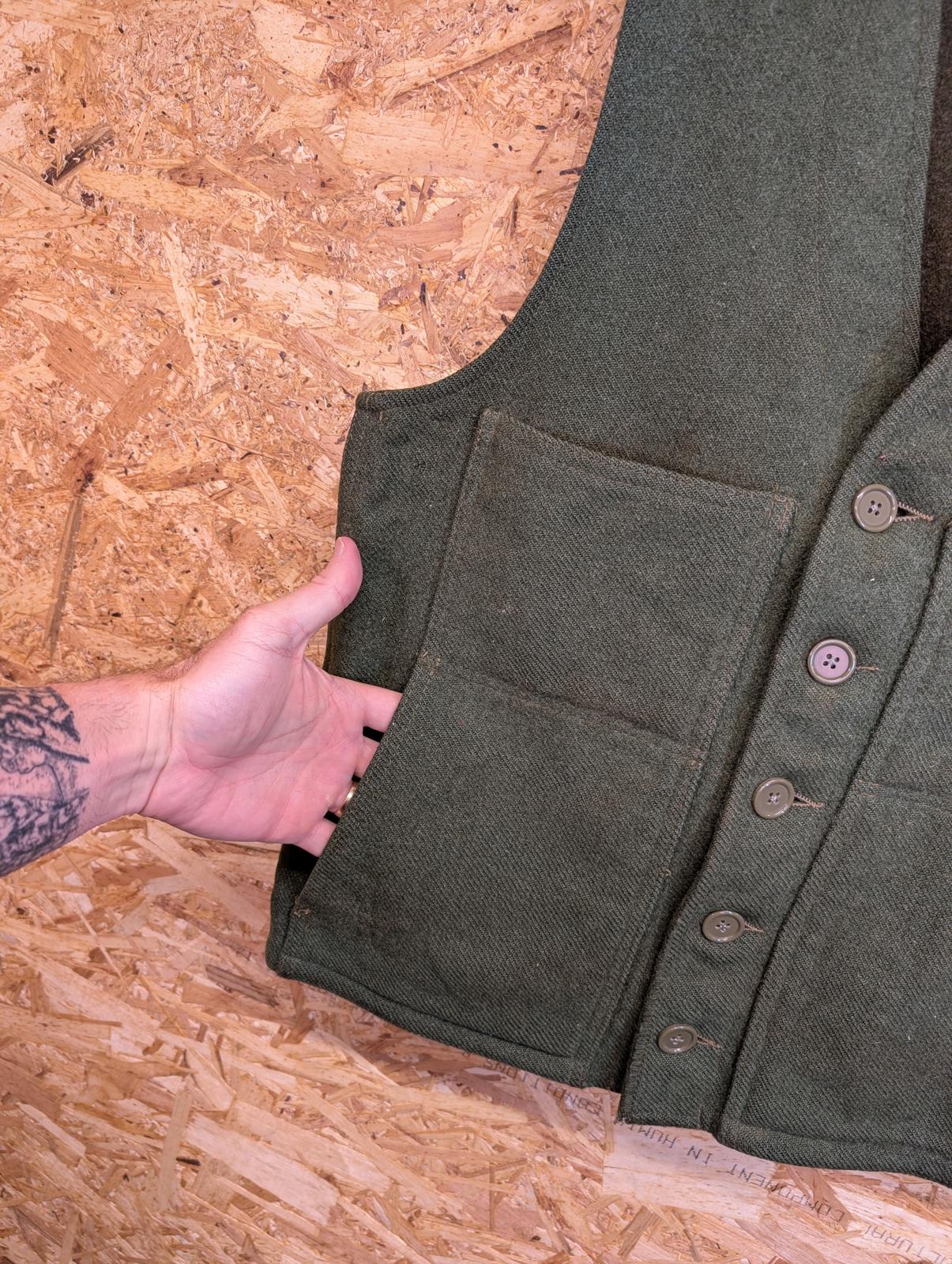 Filson Mackinaw Vest Mens Large 42 Forest Green Wool Waistcoat Gilet Body Warmer