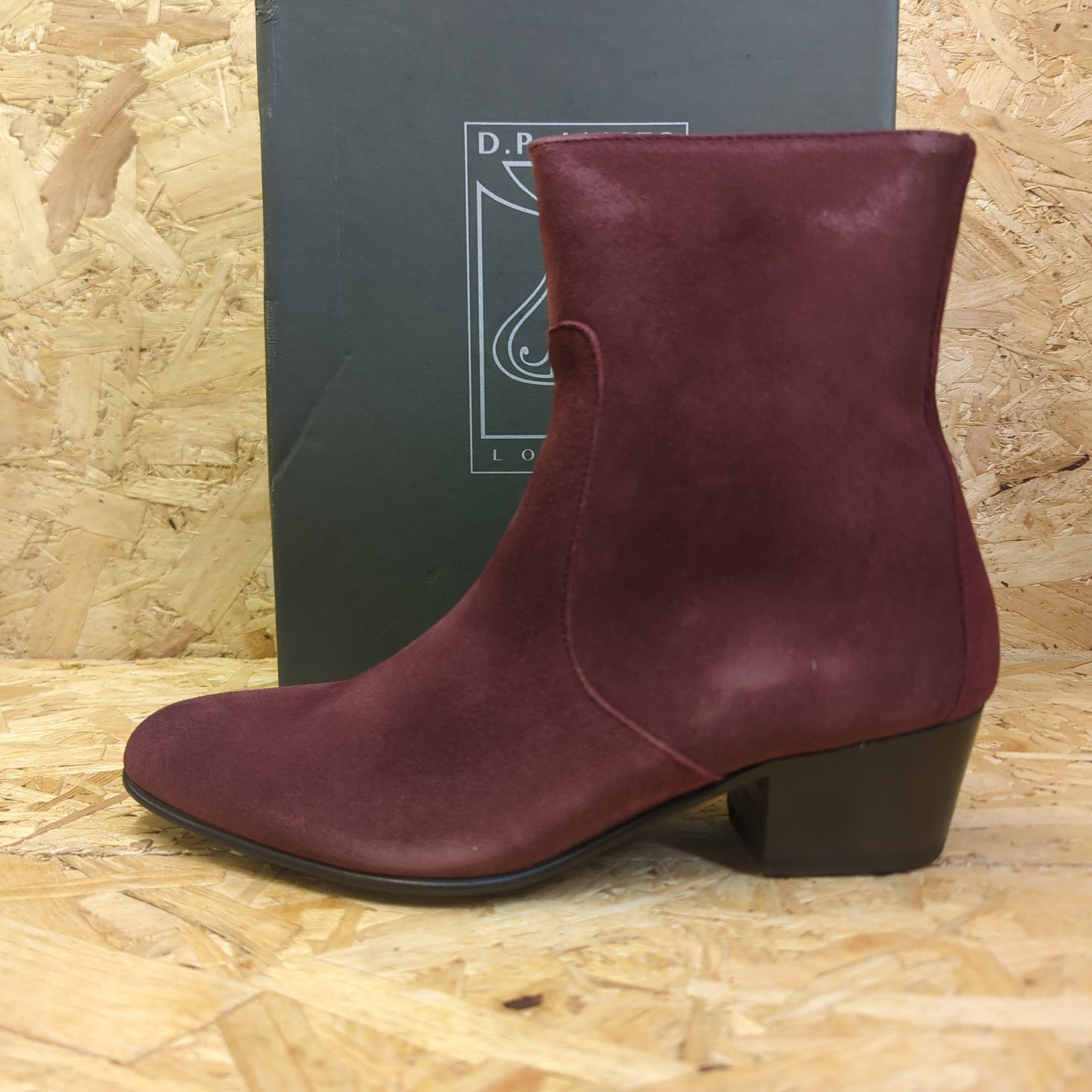 DP James Cadogan Boots Burgundy Suede Cuban Heel Zip Up Side Size 6 UK 40 EU New