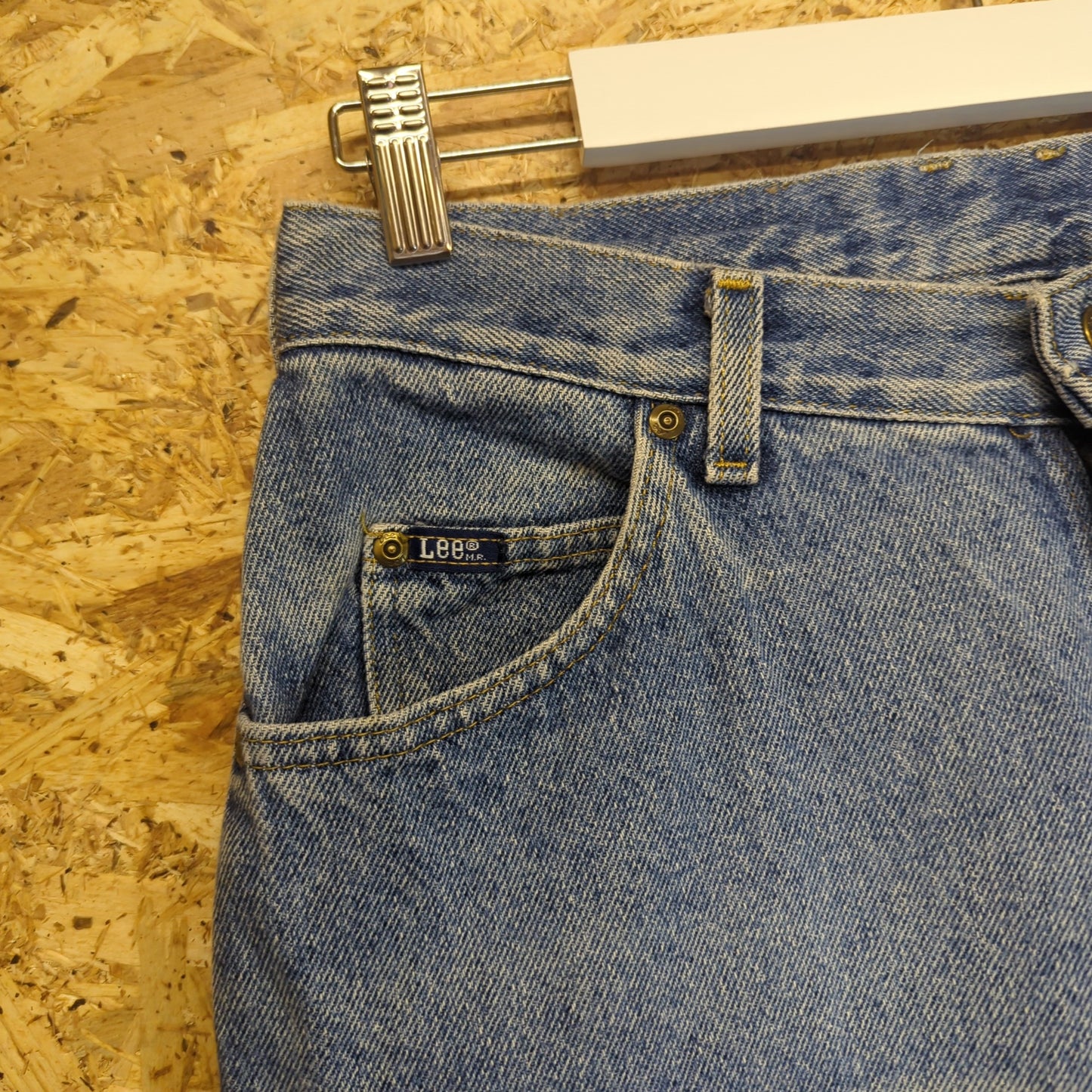 Lee Jeans Tapered Mid Blue Stonewashed Mom Fit 90s Vintage USA Womens W28 L32