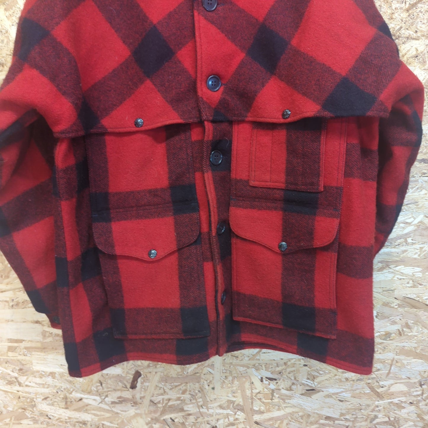 Filson Buffalo Plaid Red Black Lot 83 Double Mackinaw Wool Jacket Vintage 44 XL