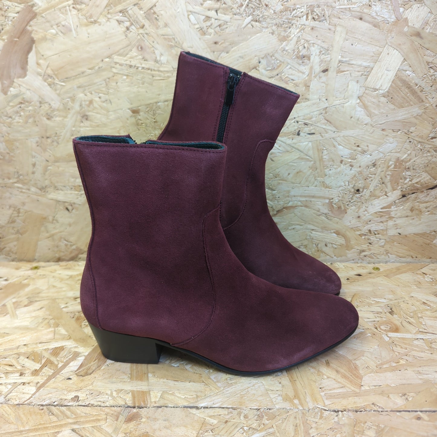 DP James Cadogan Boots Burgundy Suede Cuban Heel Zip Up Side Size 6 UK 40 EU New