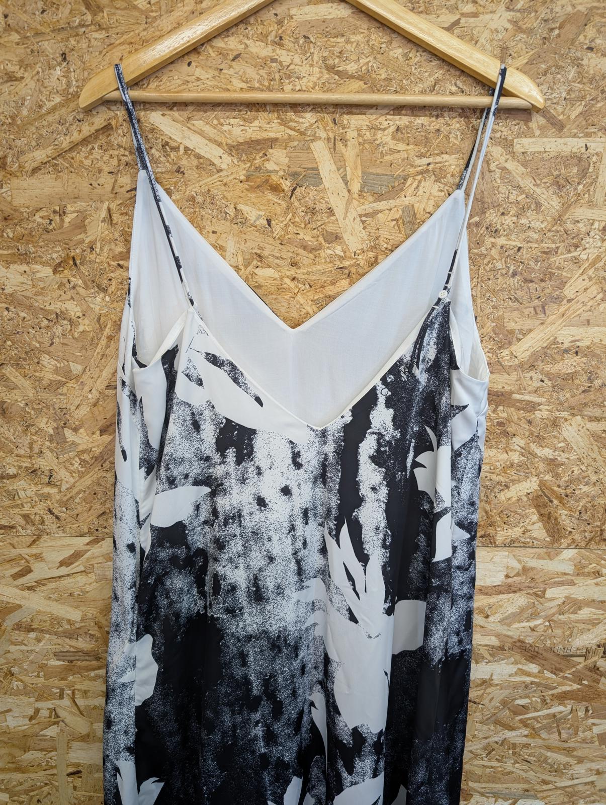 Calvin Klein CK Size M 12-14 Maxi Dress Recycled CDC Print Slip Dress