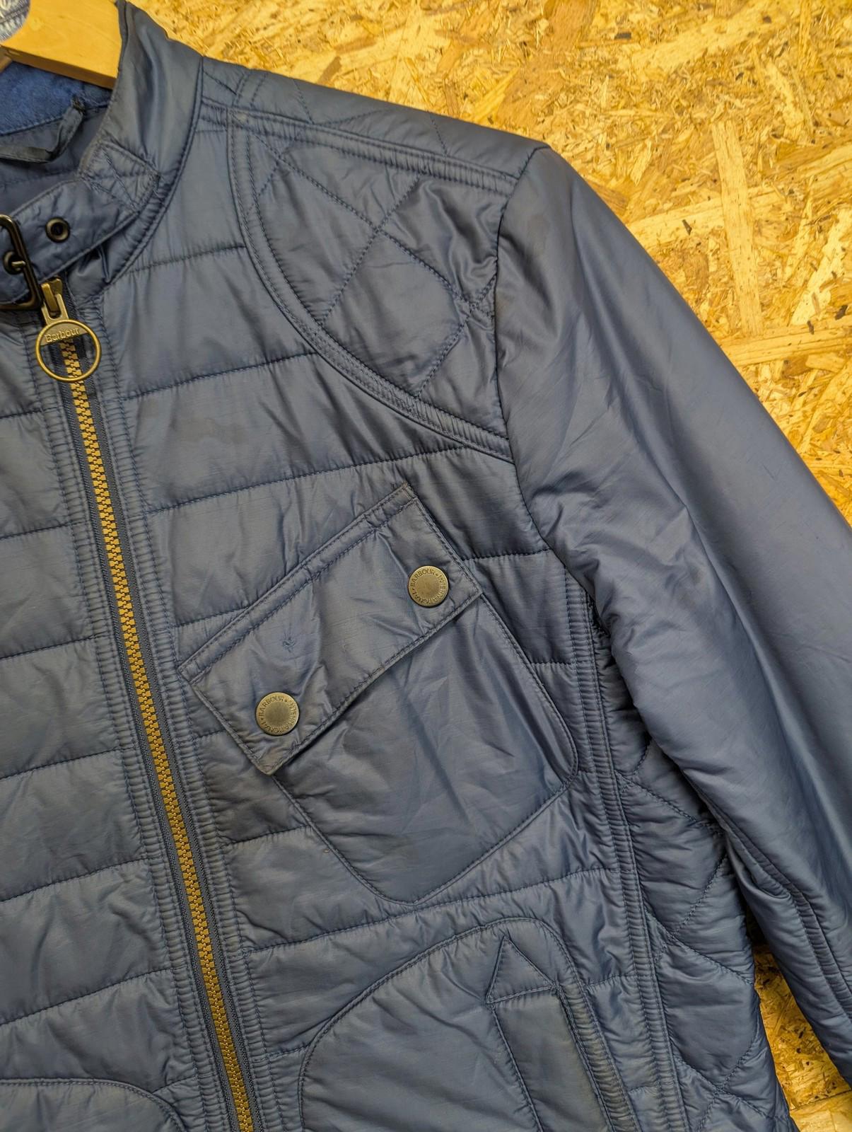 Barbour Quilted Jacket Small Men Padded Lightweight Retail Blue International