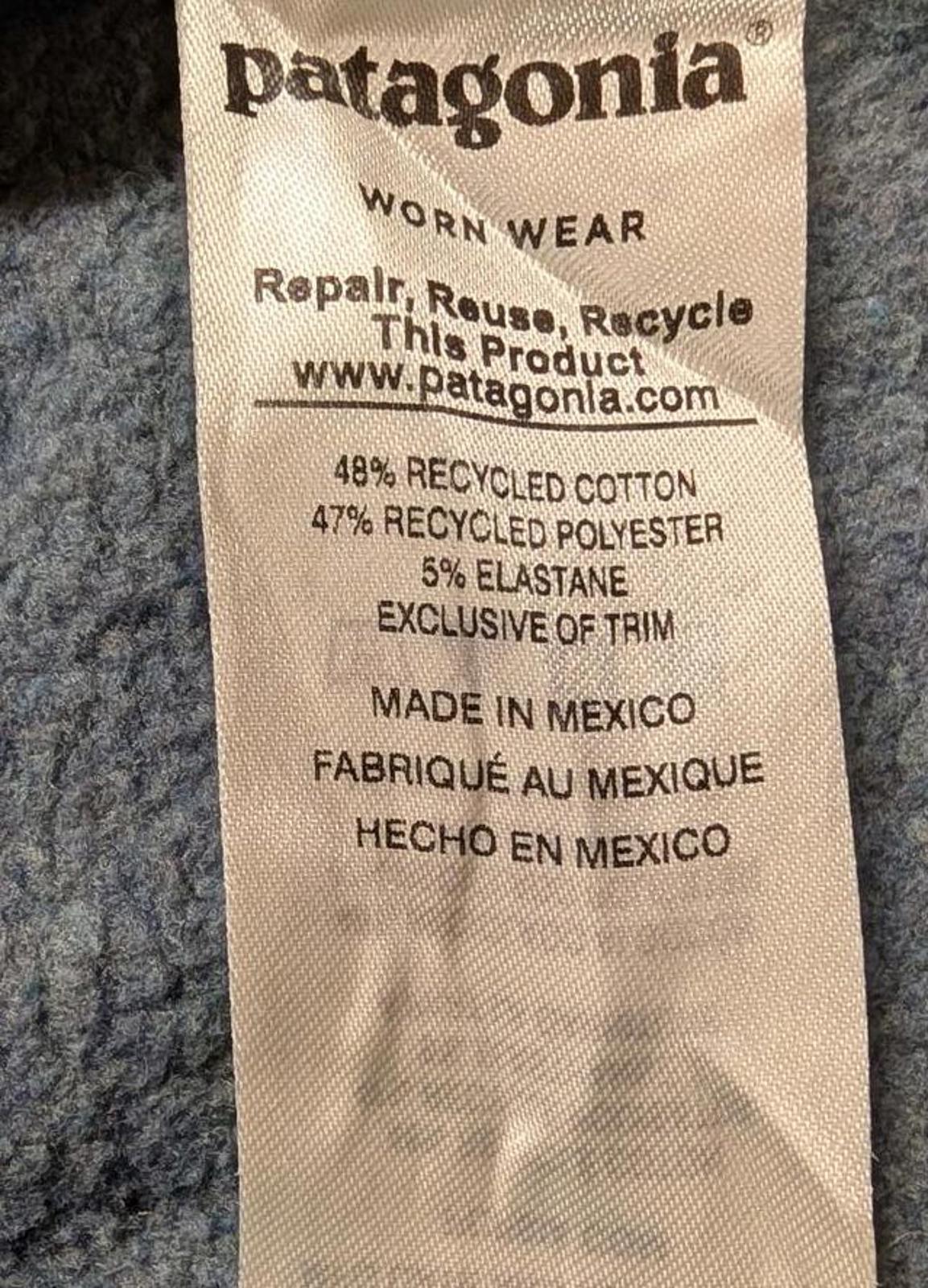 Patagonia Crew Neck Sweatshirt XL Men Pullover Teal Blue Jumper Bear P6 Logo