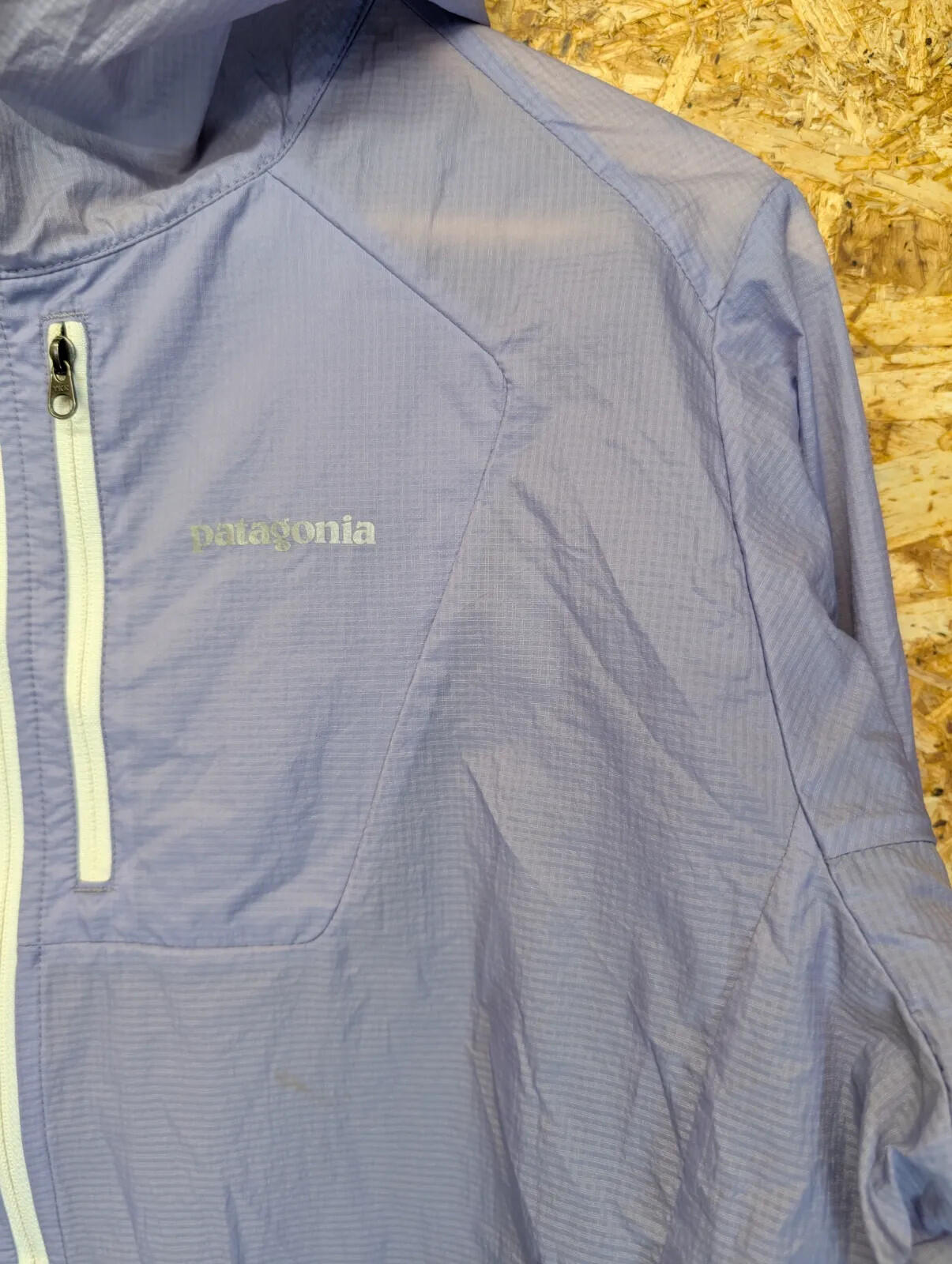 Patagonia Hooded Windbreaker Jacket Womens XL Purple Ripstop Lightweight Zip Gym