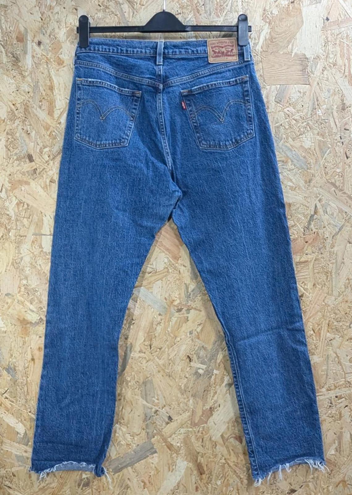 Levis 501 Blue Jeans W31 L30 Men Red Tab Raw Edge Straight Leg Denim Blue Mid