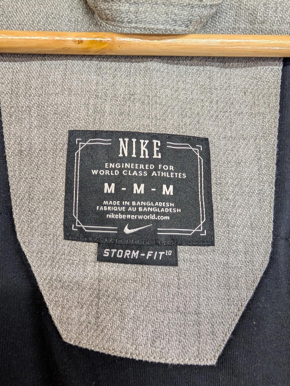 Nike Storm-FIT Snowboard Jacket Medium Men Ski Hooded Waterproof Grey Winter