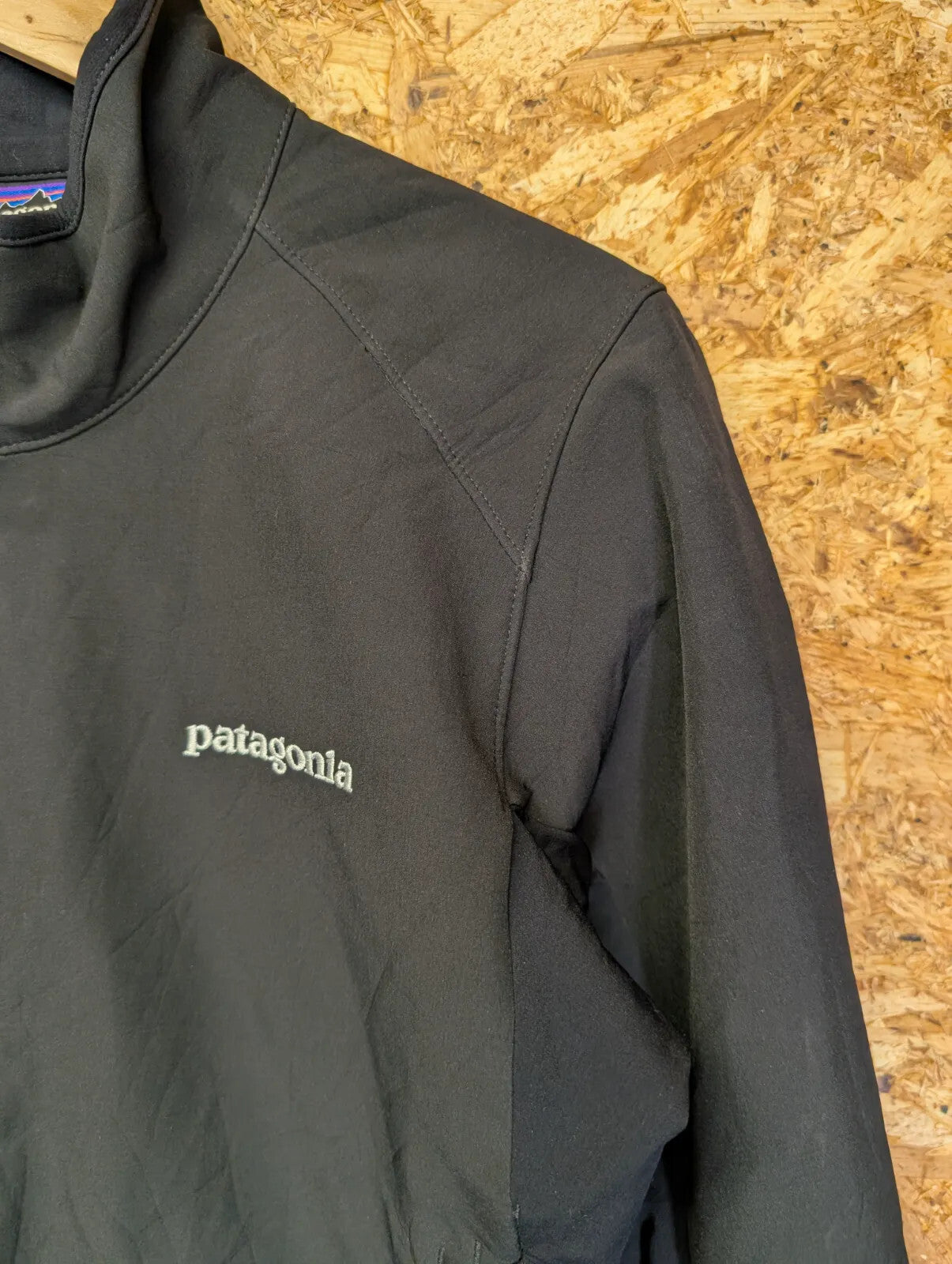 Patagonia Track Jacket Full Zip Black Polyester Polartec Stretch Hiking Walking