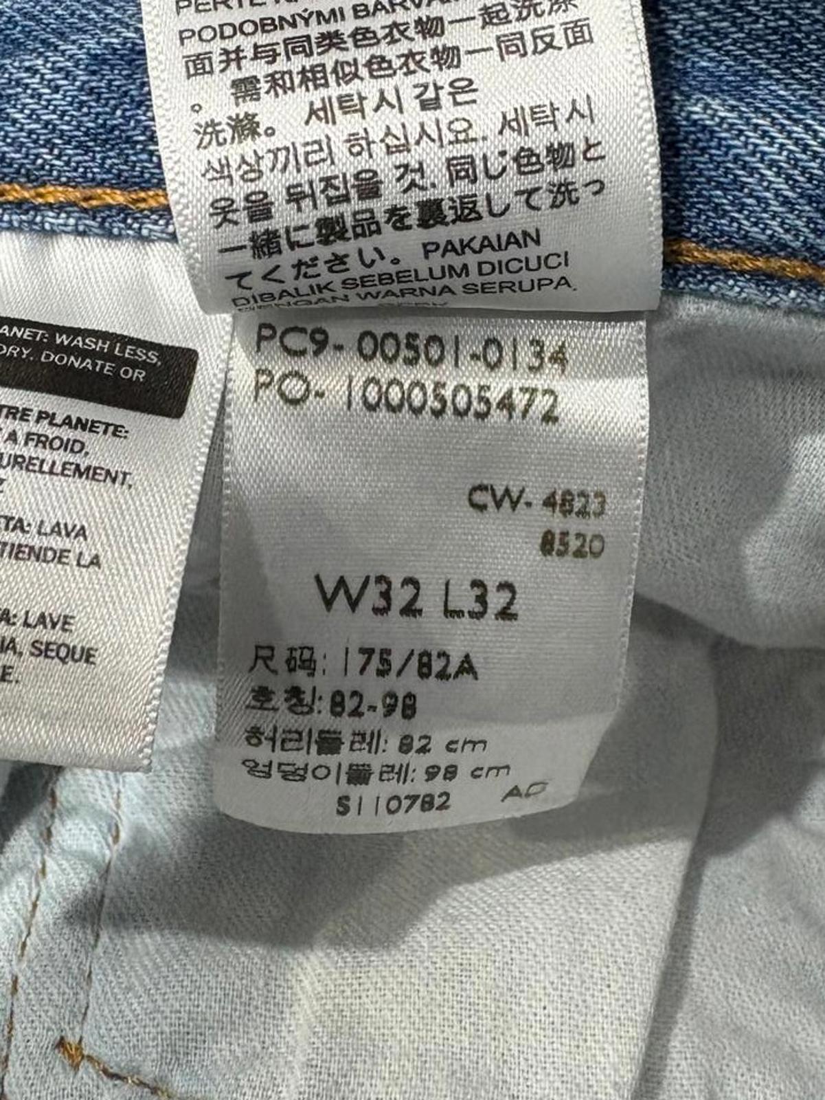Levis 501 Jeans W32 L32 Men Stonewashed Light Blue Denim Straight Leg Button Fly