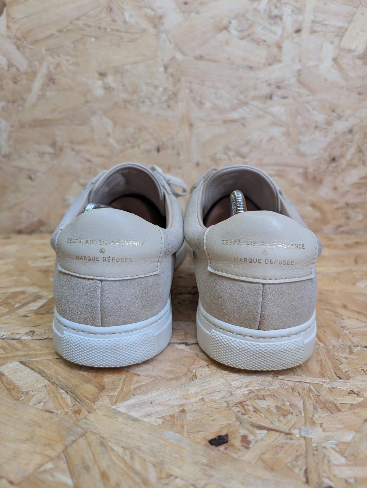 Zespa Court Low Trainers UK 9 EU 43 Suede Leather Beige Aix En Provence Lace-Up