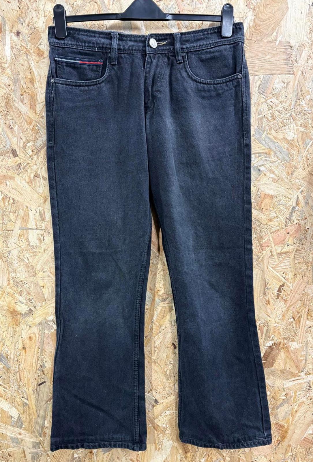 Vintage Tommy Hilfiger Baggy Jeans Size W32 L29 Wide Y2K Hip Hop Embroidered 90s