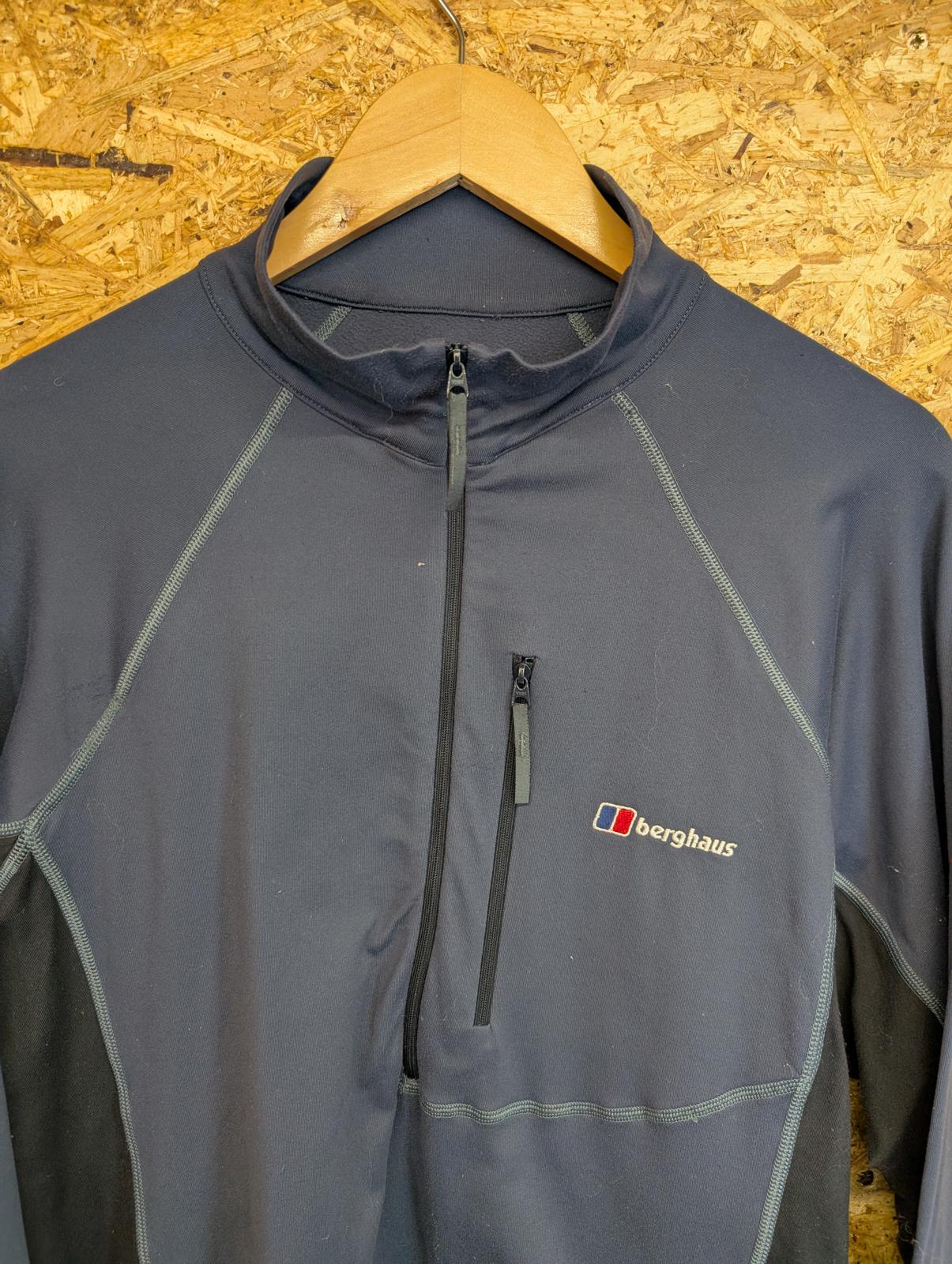 Berghaus Mens Size Medium Extreme Base Layer Fleece Softshell Grey Black 1/4 Zip
