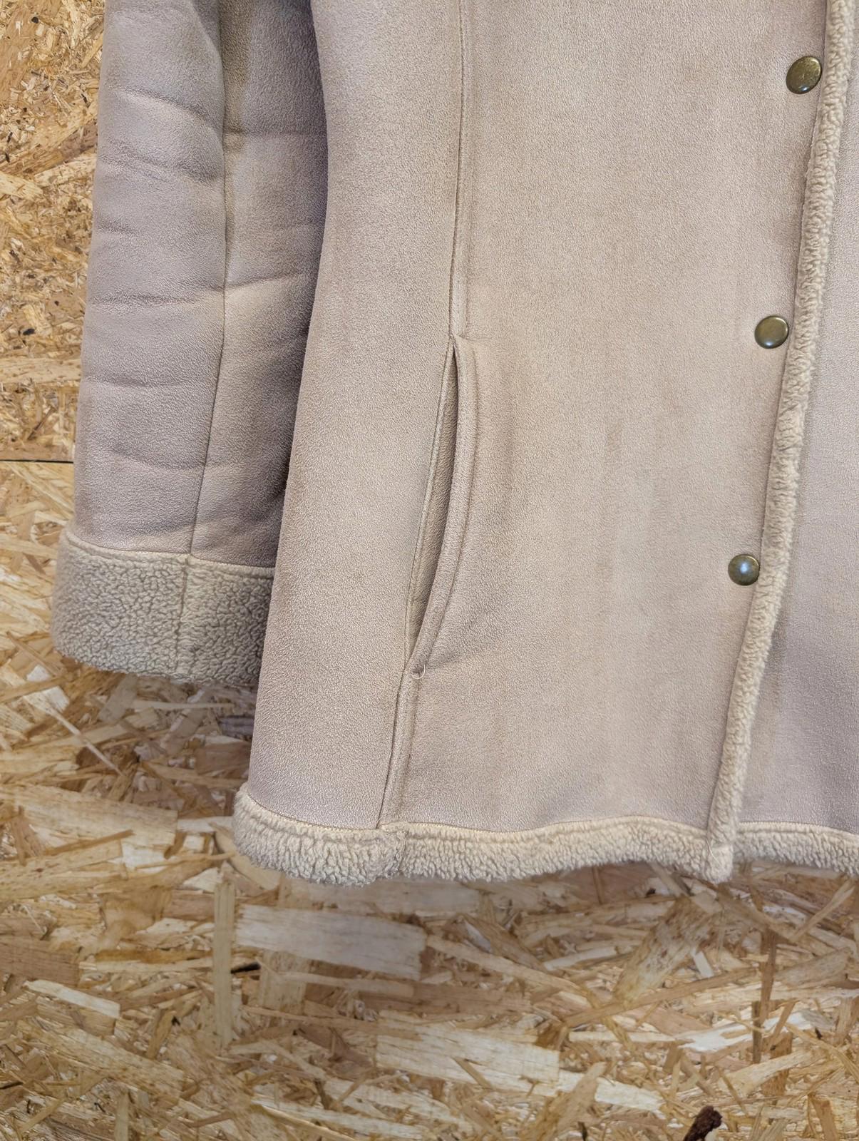 Laura Ashley Jacket Medium Women Faux Shearling Beige Button Vintage Warm Winter