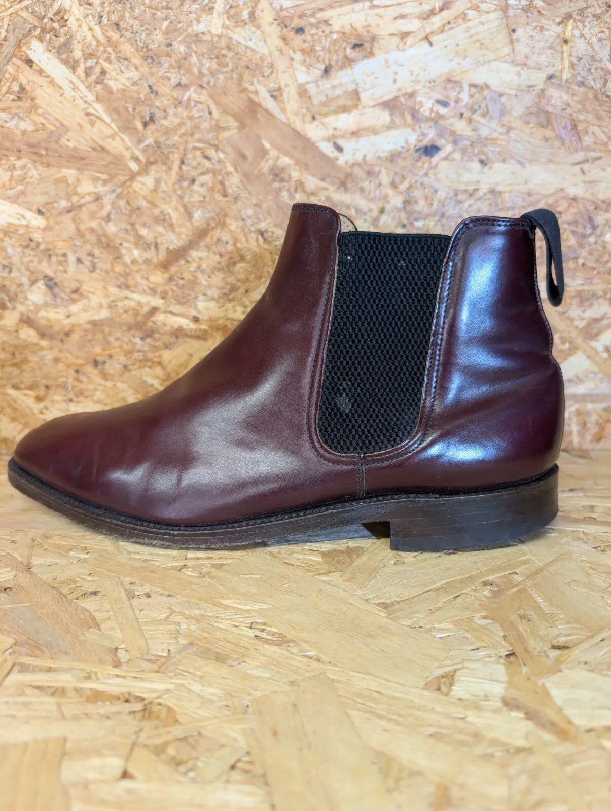 Loake Burgundy Leather Chelsea Boots Mens UK 7 England Made Slip-On Derby 1880
