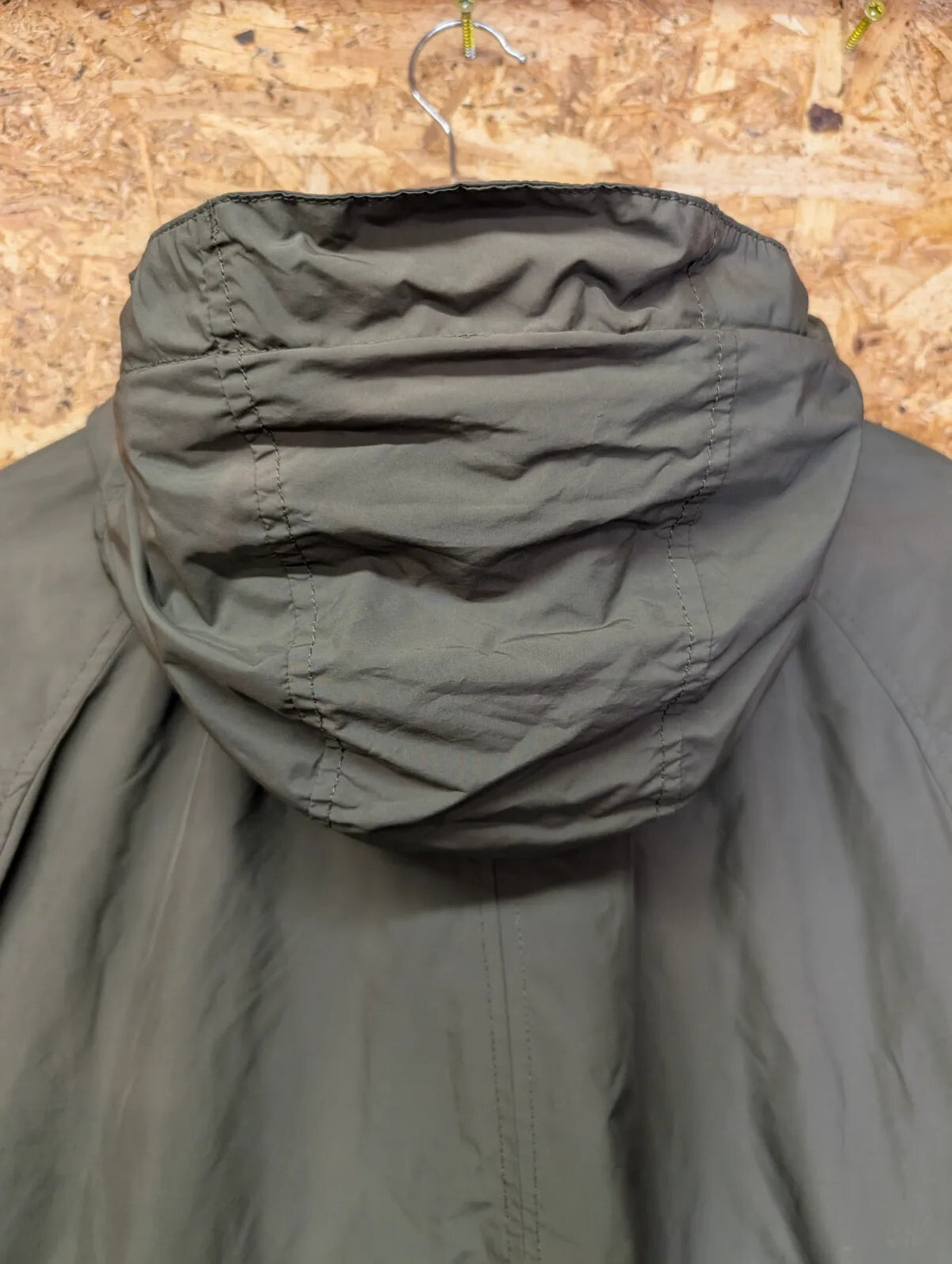 Peak Performance Clifford Jacket Mens Medium Green Hood Japanese Hiking Utility