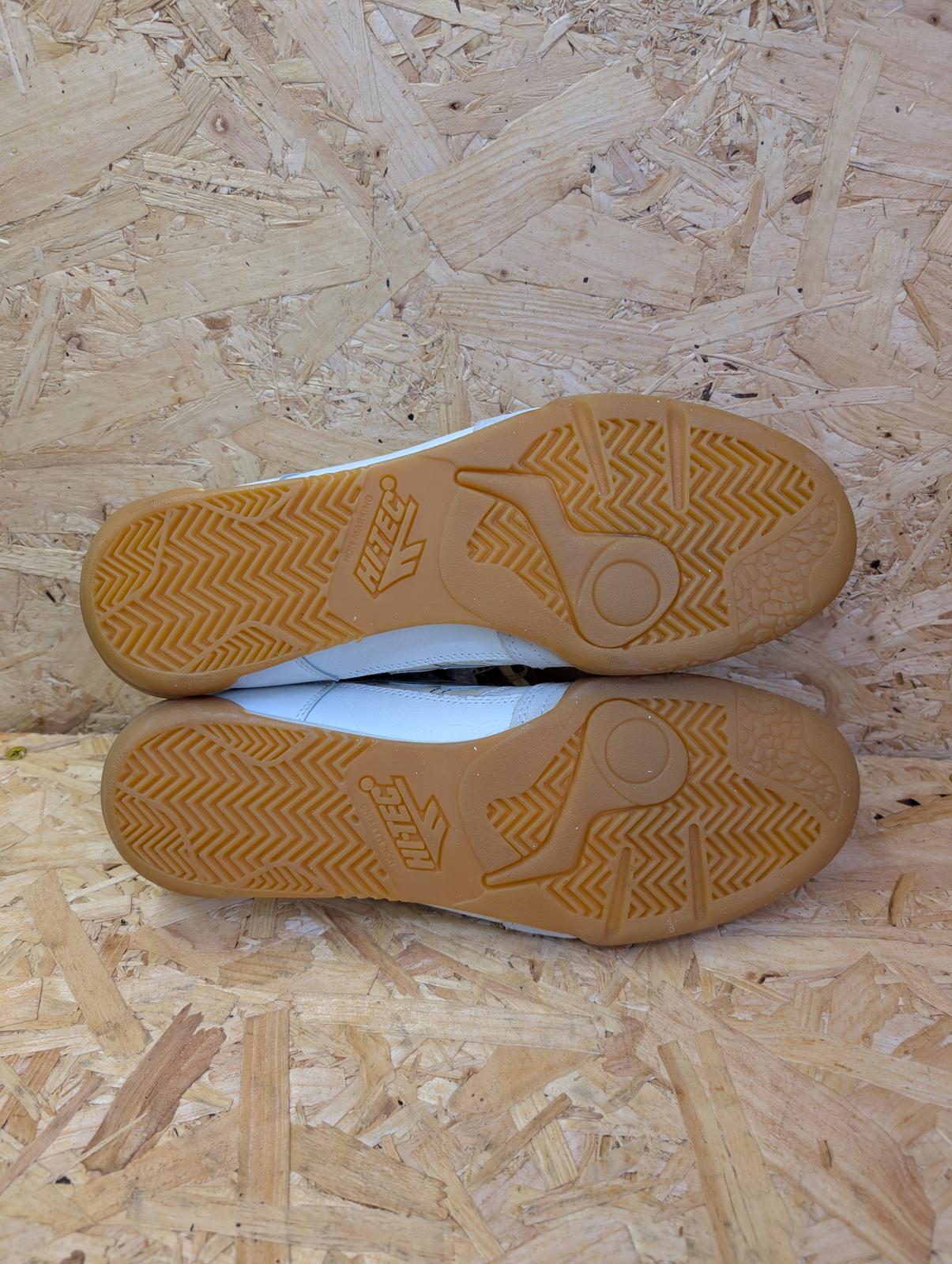 Hi-Tec Squash Classic Indoor Court Shoes Size 9 UK 43 EU Cream Green Suede Lace