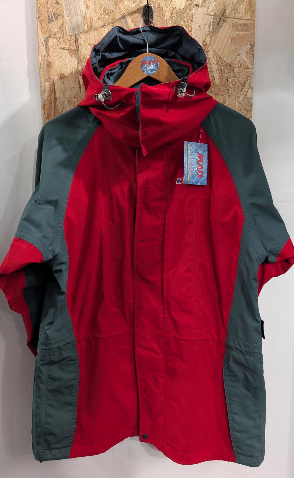 Berghaus Gore-Tex XCR Jacket Womens 12 Medium Waterproof Outdoor Hiking Red Grey