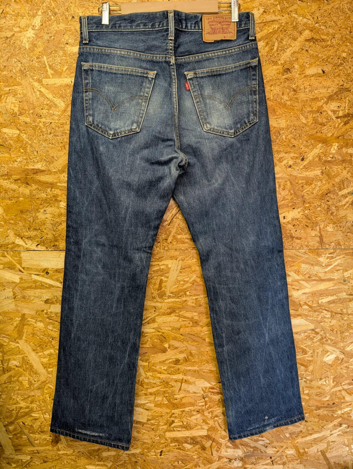 Vintage Levis 401 Bootcut Jeans Mens W34 L32 Dark Blue Wash Denim Zip Fly 90s
