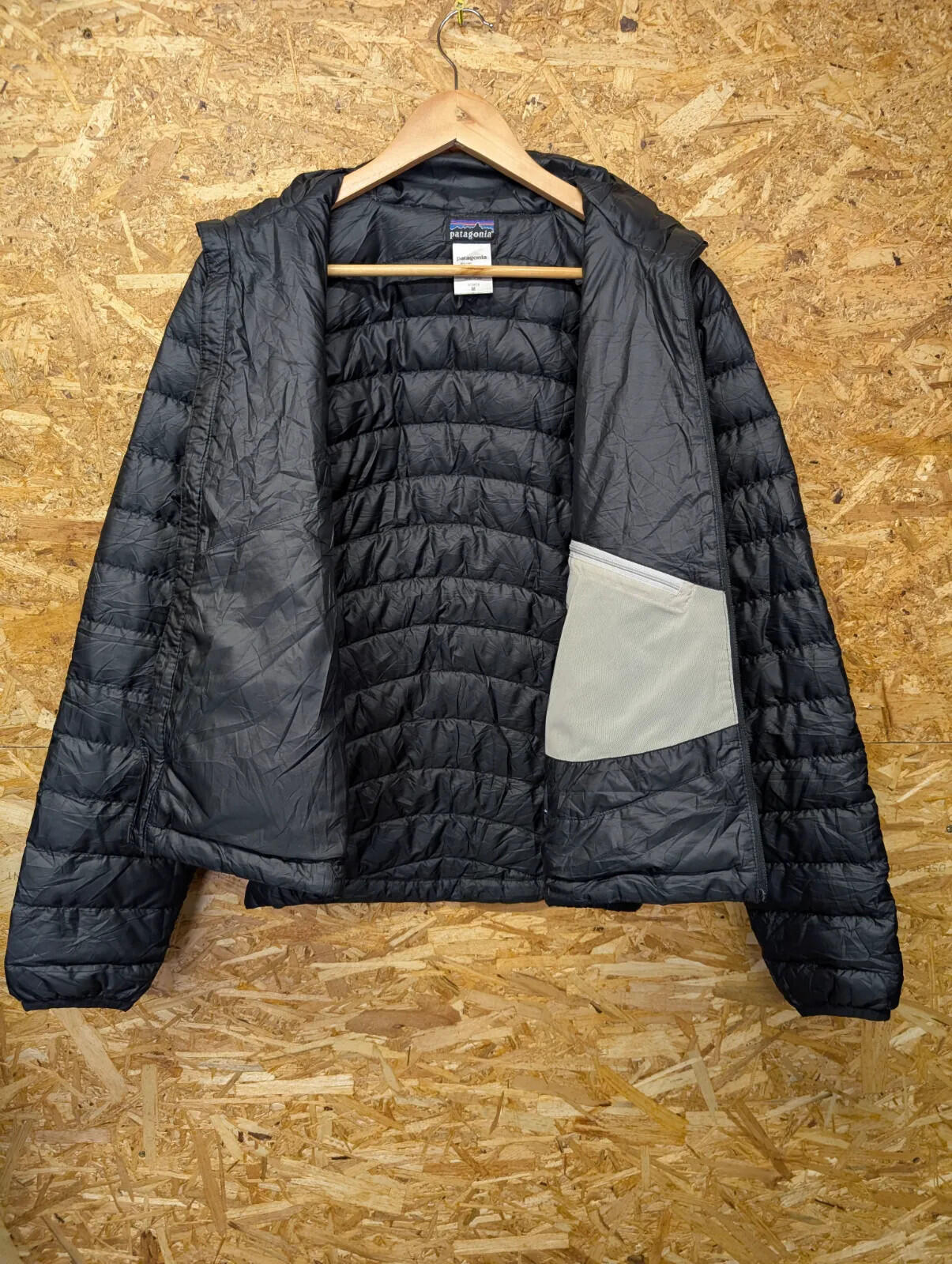Patagonia Down Sweater Jacket Womens Medium Quilted Black Puffer Full Zip Layer
