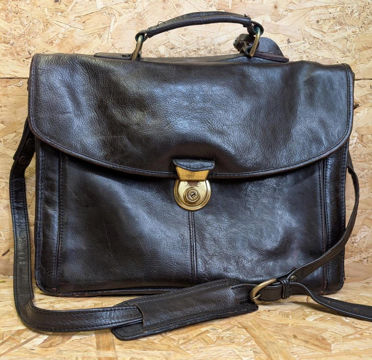 Quality Leather Brown 17 " Messenger Bag Medium Briefcase Satchel Book Strap