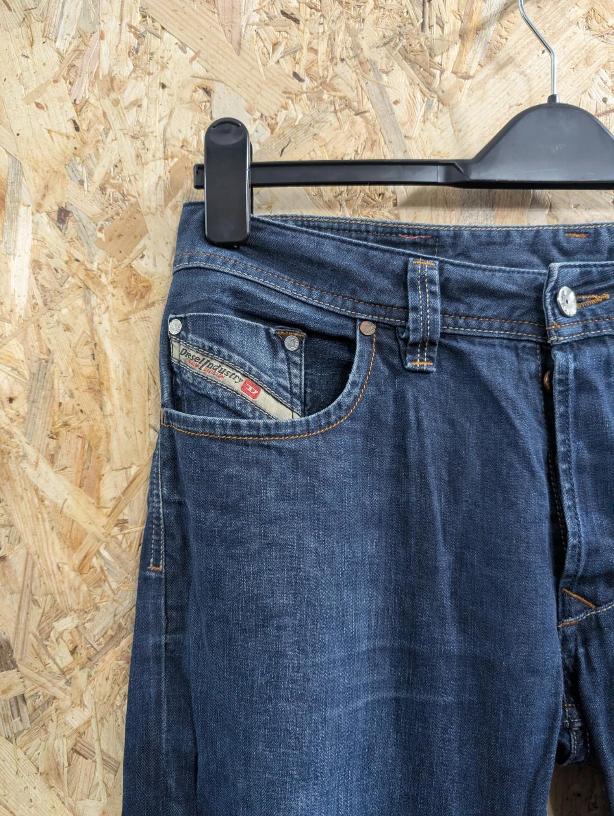 Diesel Larkee Jeans W30 L29 Soft Denim 0802A Mid Blue Regular Straight Button